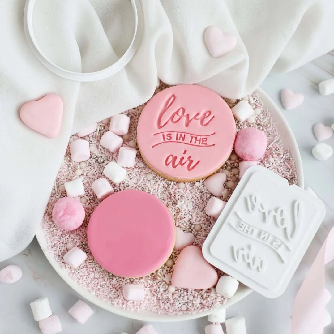 Koekstempel - Love is in the air - Cupcakedozen.nl