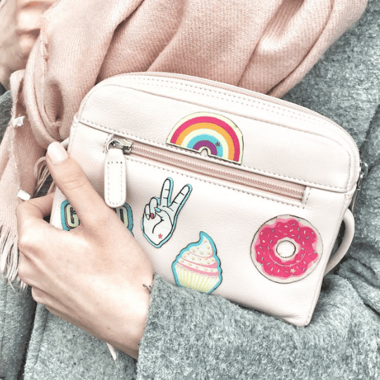 Cupcake sticker - patch - Cupcakedozen.nl