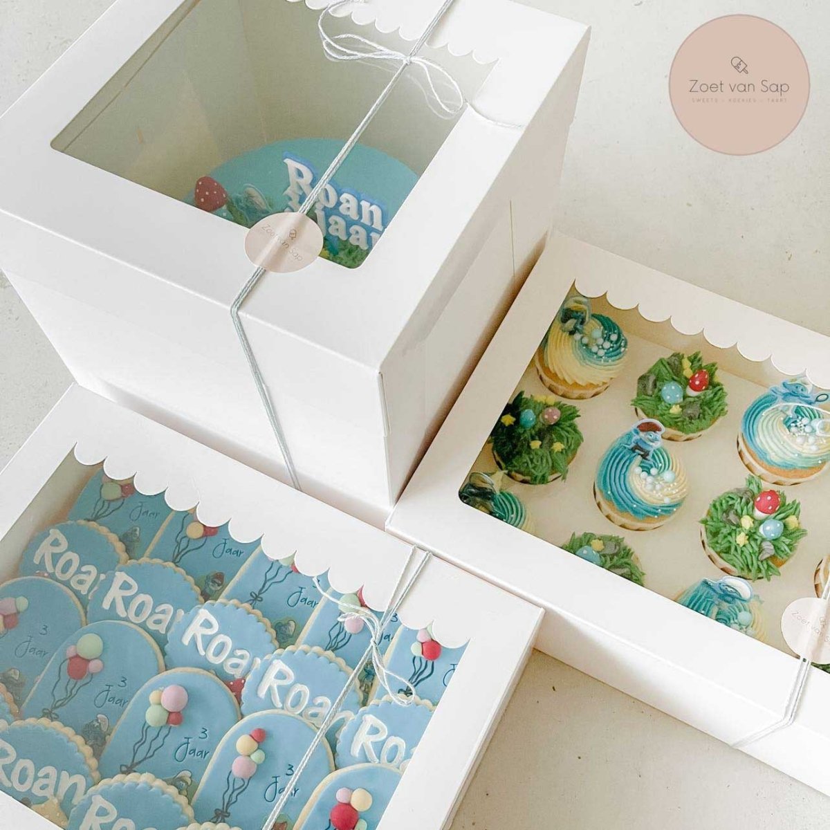 Doos voor 12 cupcakes - luifel (10 st) - Cupcakedozen.nl
