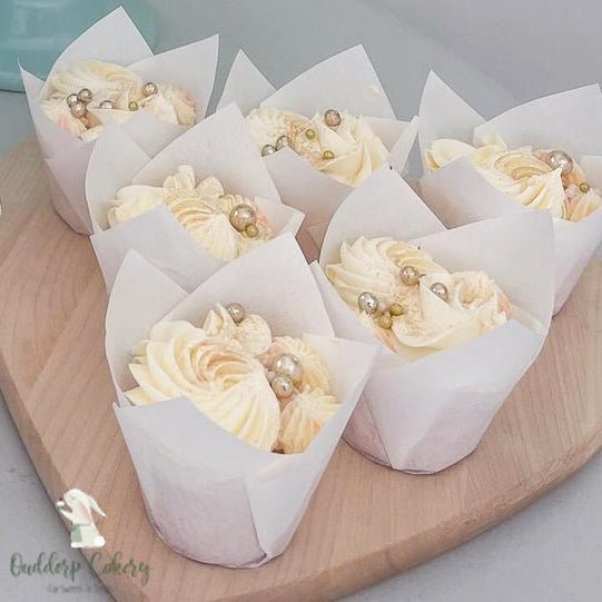 Tulp baking cups - Cupcakedozen.nl