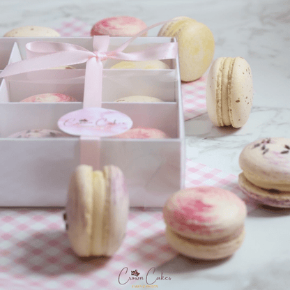 box for 9 macarons