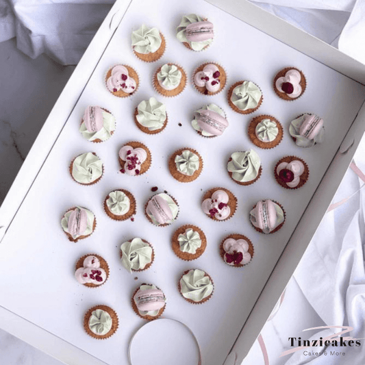 Doos voor 29 minicupcakes - hart (10 st) - Cupcakedozen.nl