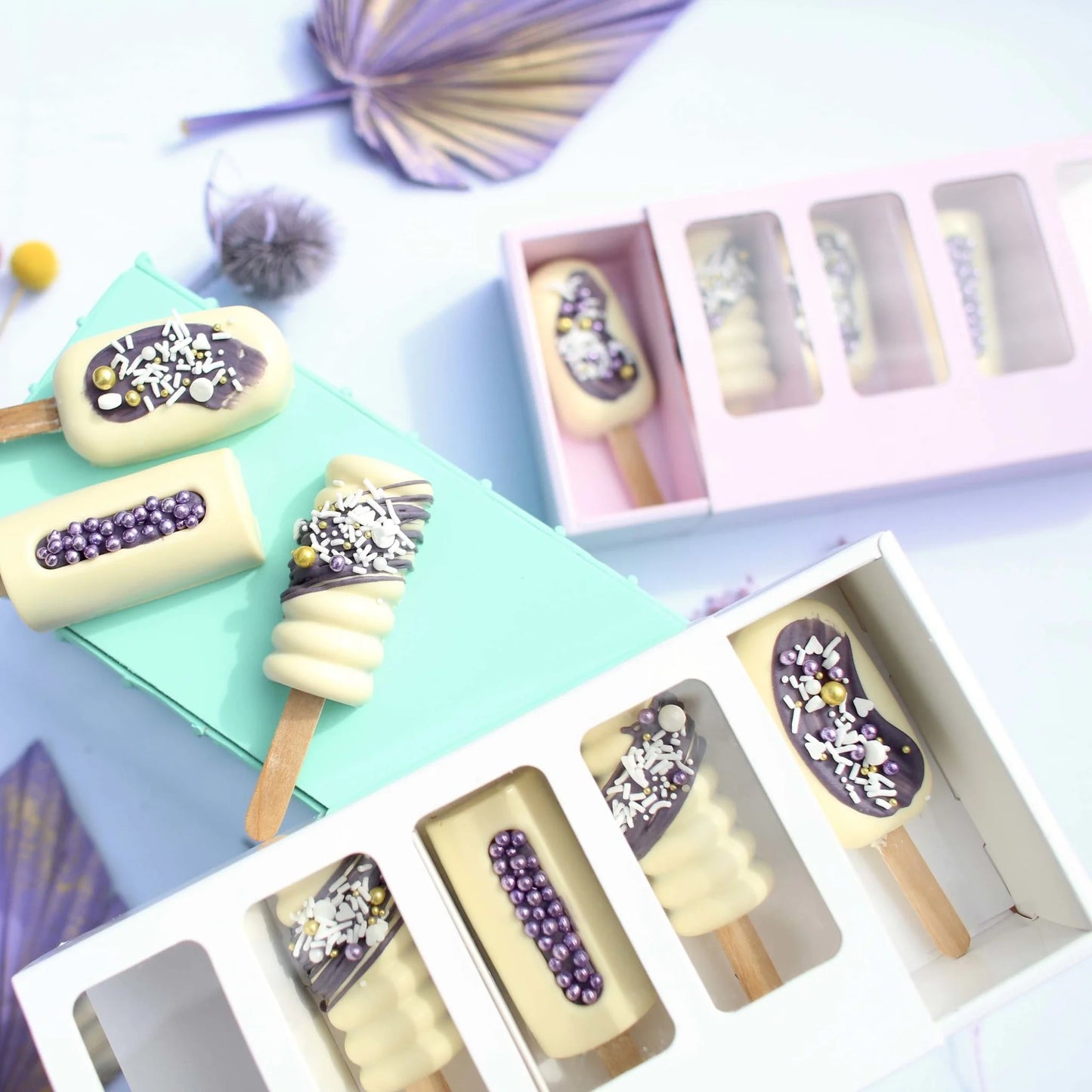 Luxe cakesicle dozen - Cupcakedozen.nl