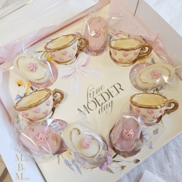 Inlegger cupcakes - Moederdag bloemenkrans (10 st) - Cupcakedozen.nl