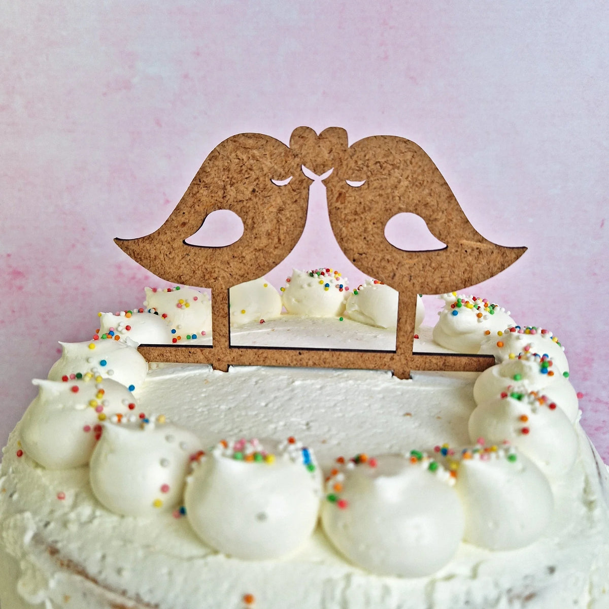 Toppers Mdf MDF cake toppers met schattige tortelduifjes – Cupcakedozen.nl