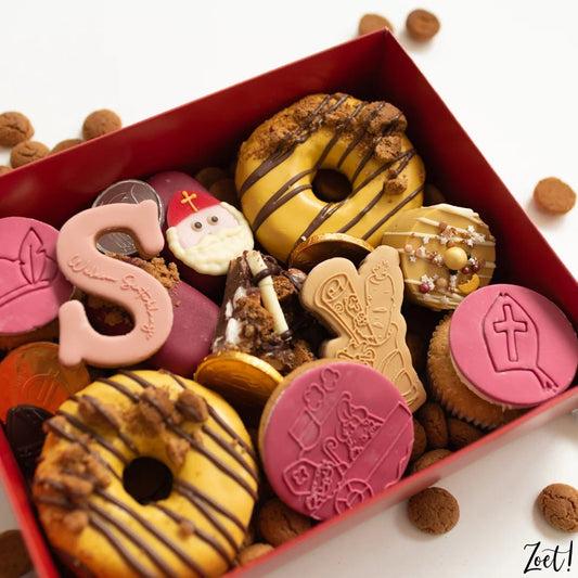 Rode sweet box met transparant deksel - Cupcakedozen.nl